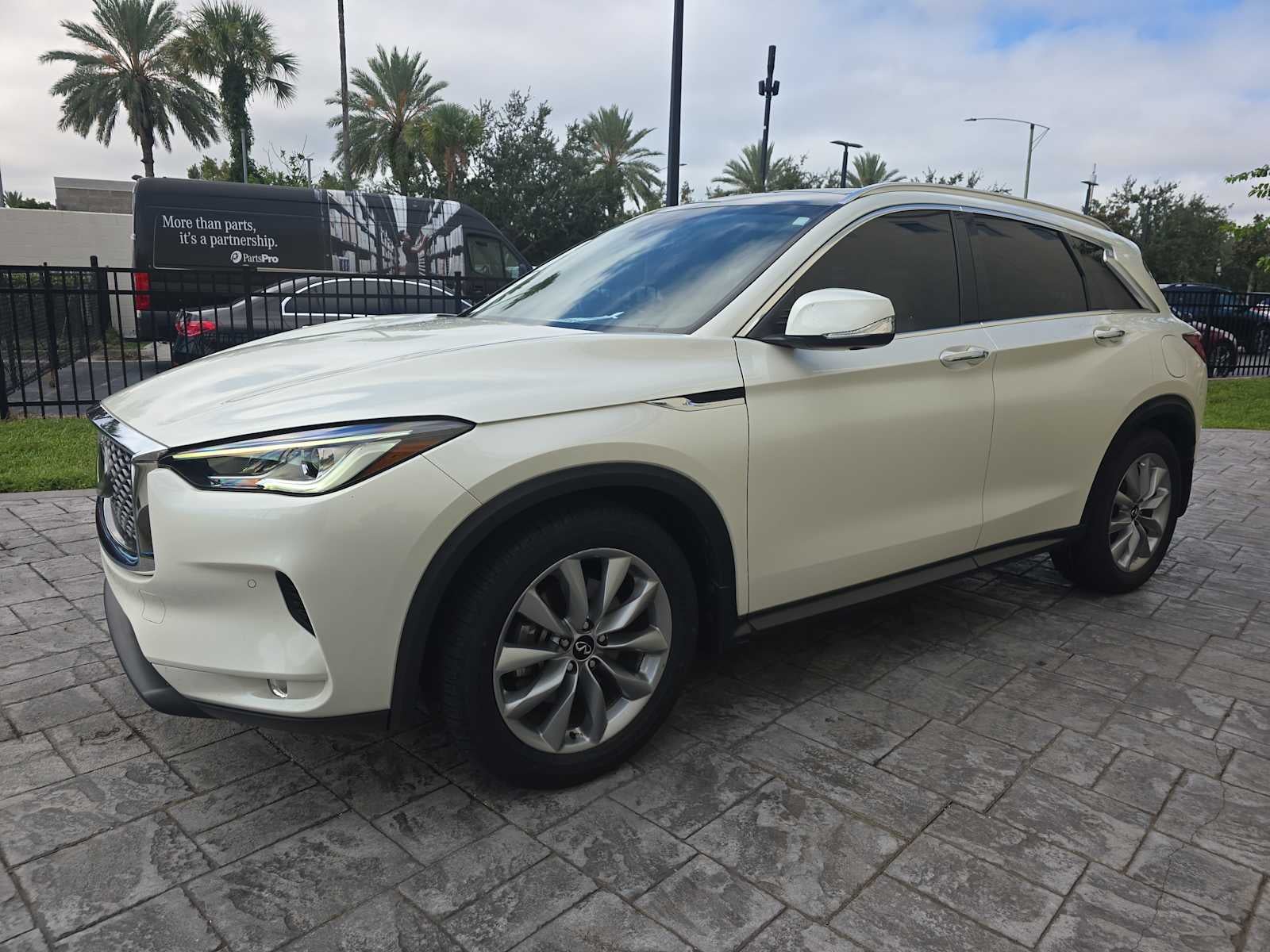 2022 INFINITI QX50 ESSENTIAL