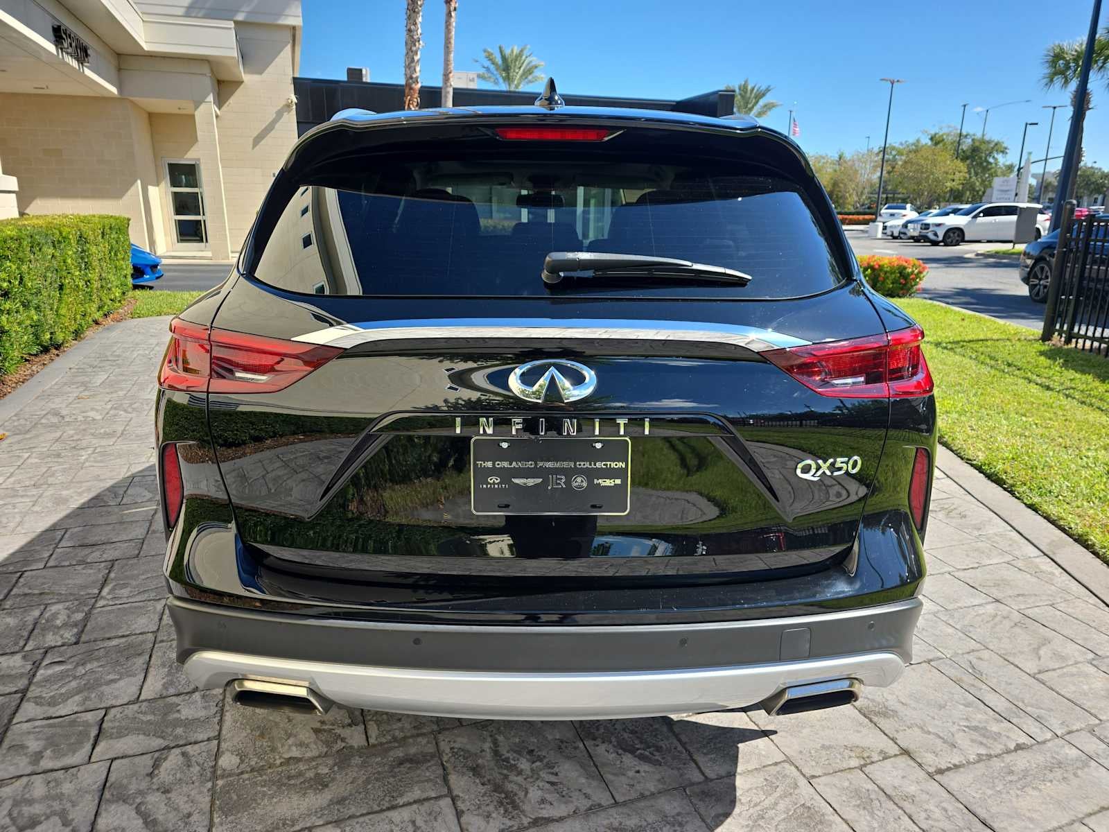 2022 INFINITI QX50 ESSENTIAL