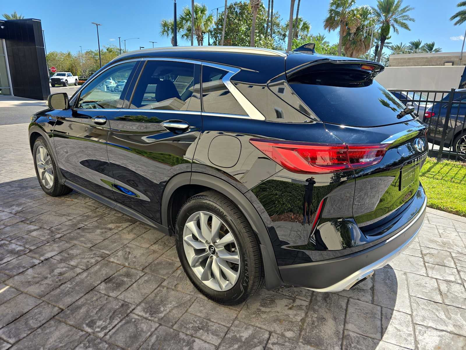 2022 INFINITI QX50 ESSENTIAL