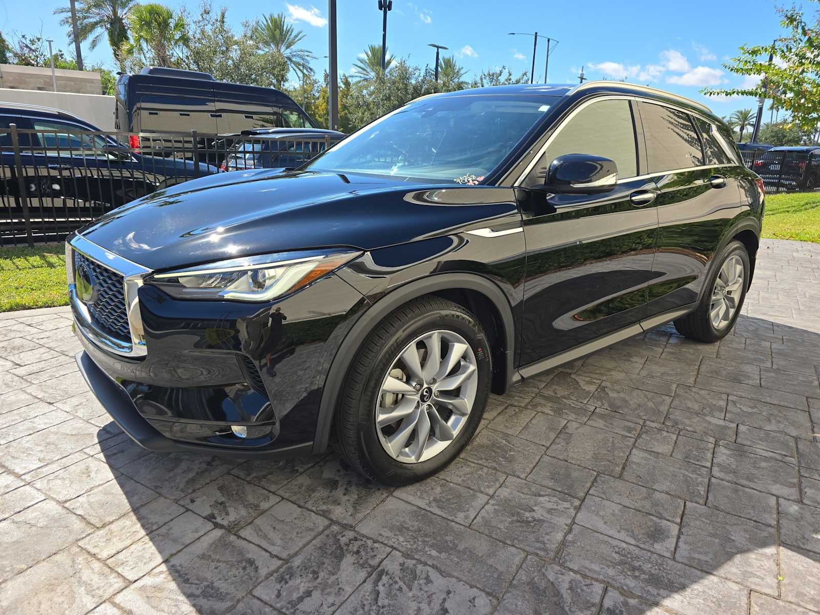 2022 INFINITI QX50 ESSENTIAL