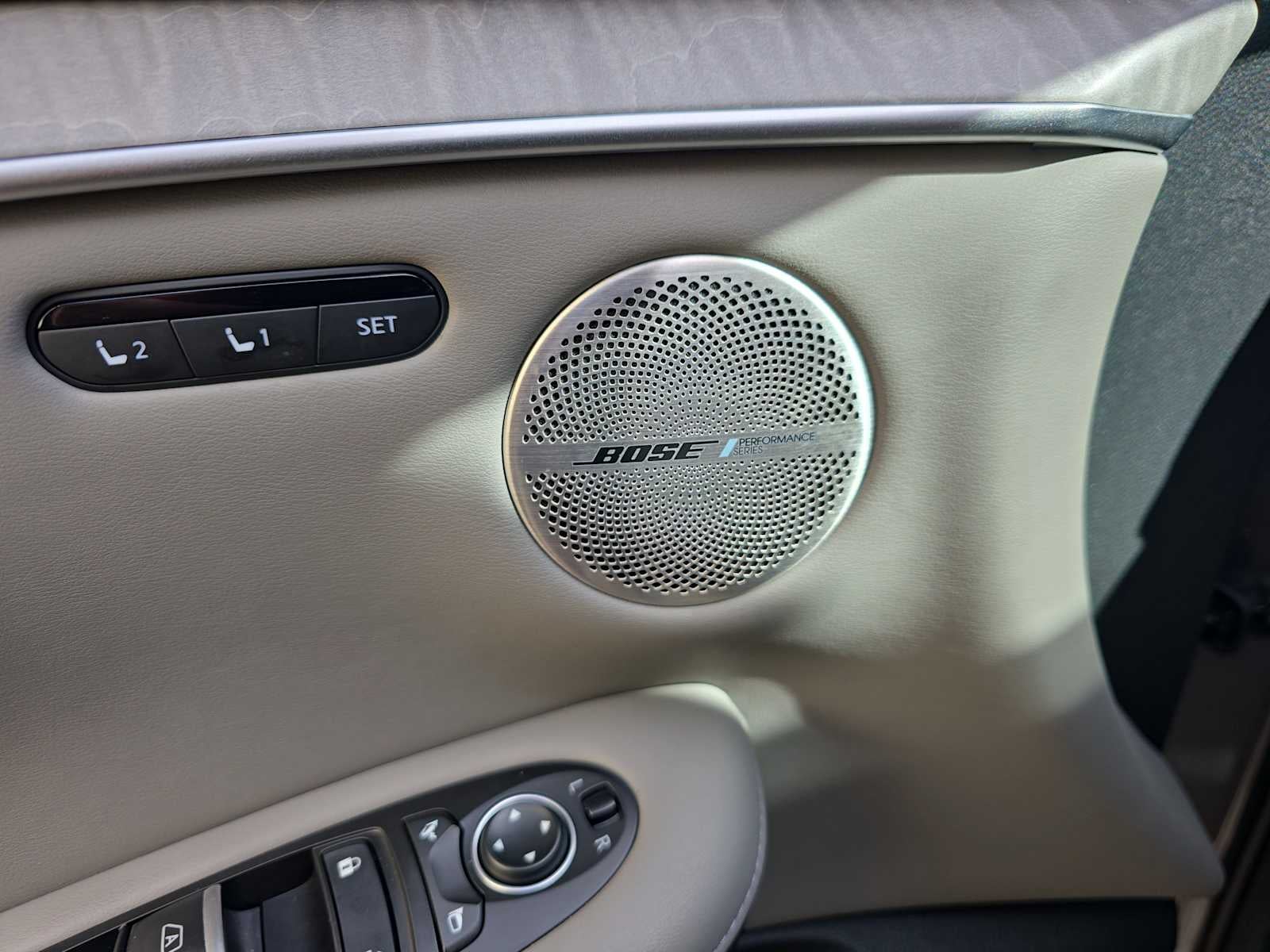 2023 INFINITI QX50 SENSORY