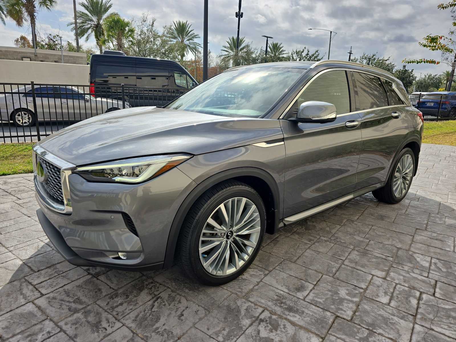 2023 INFINITI QX50 SENSORY