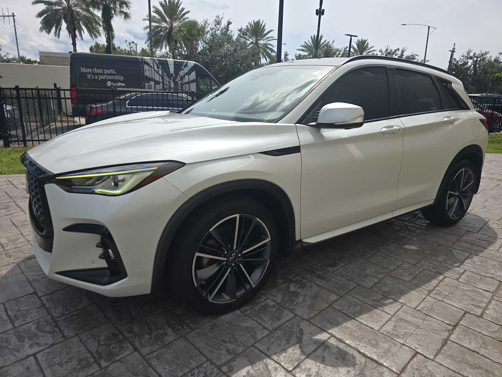 2023 INFINITI QX50 SPORT