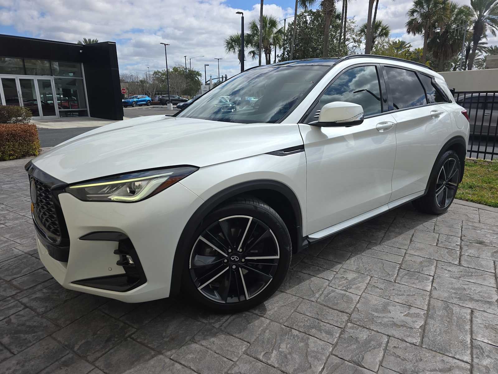 2023 INFINITI QX50 SPORT