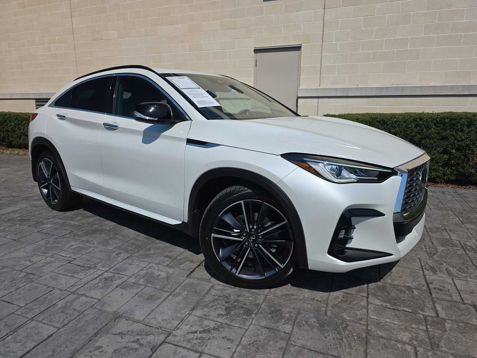 2025 INFINITI QX55 LUXE