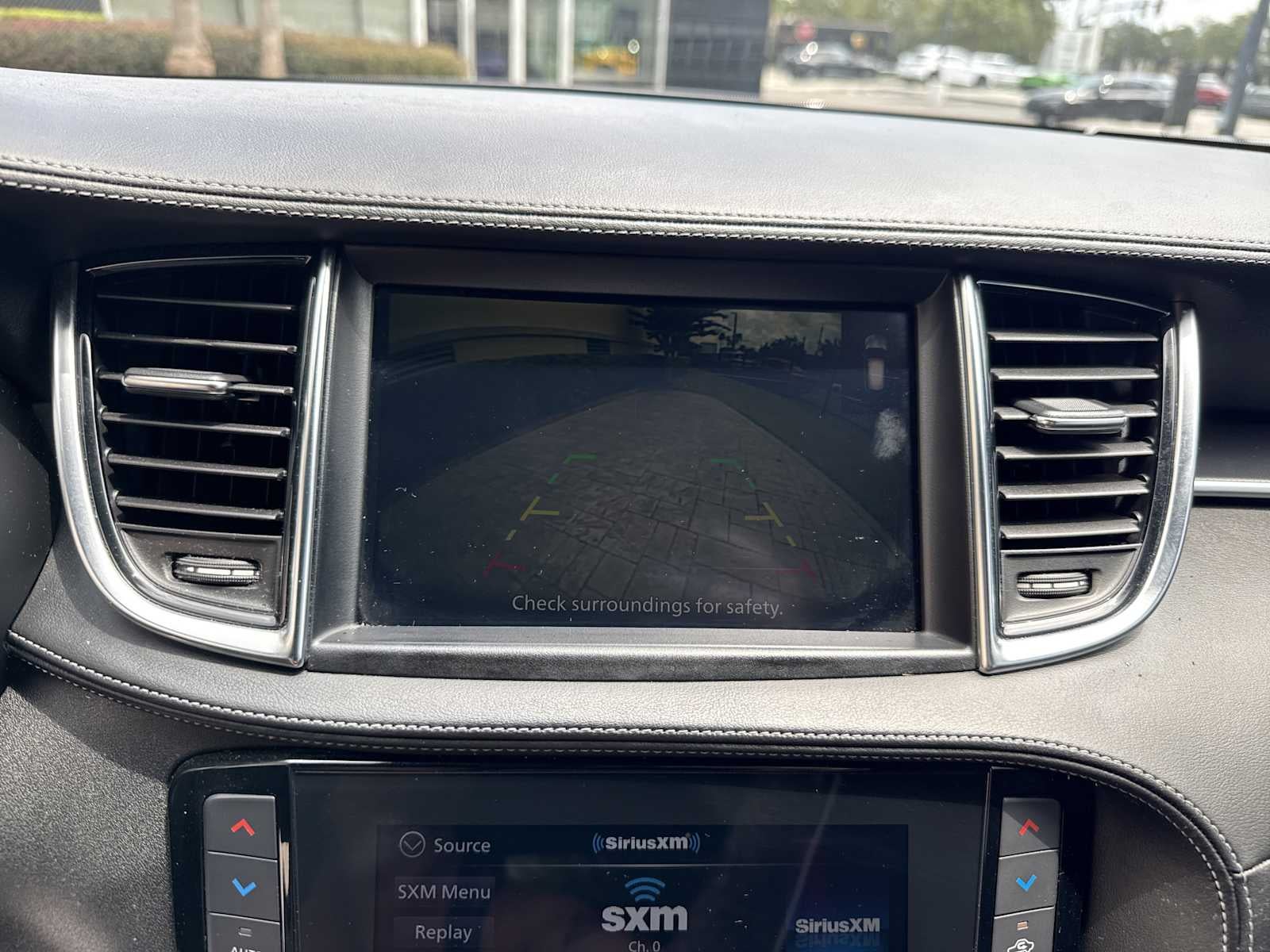 2023 INFINITI QX55 LUXE