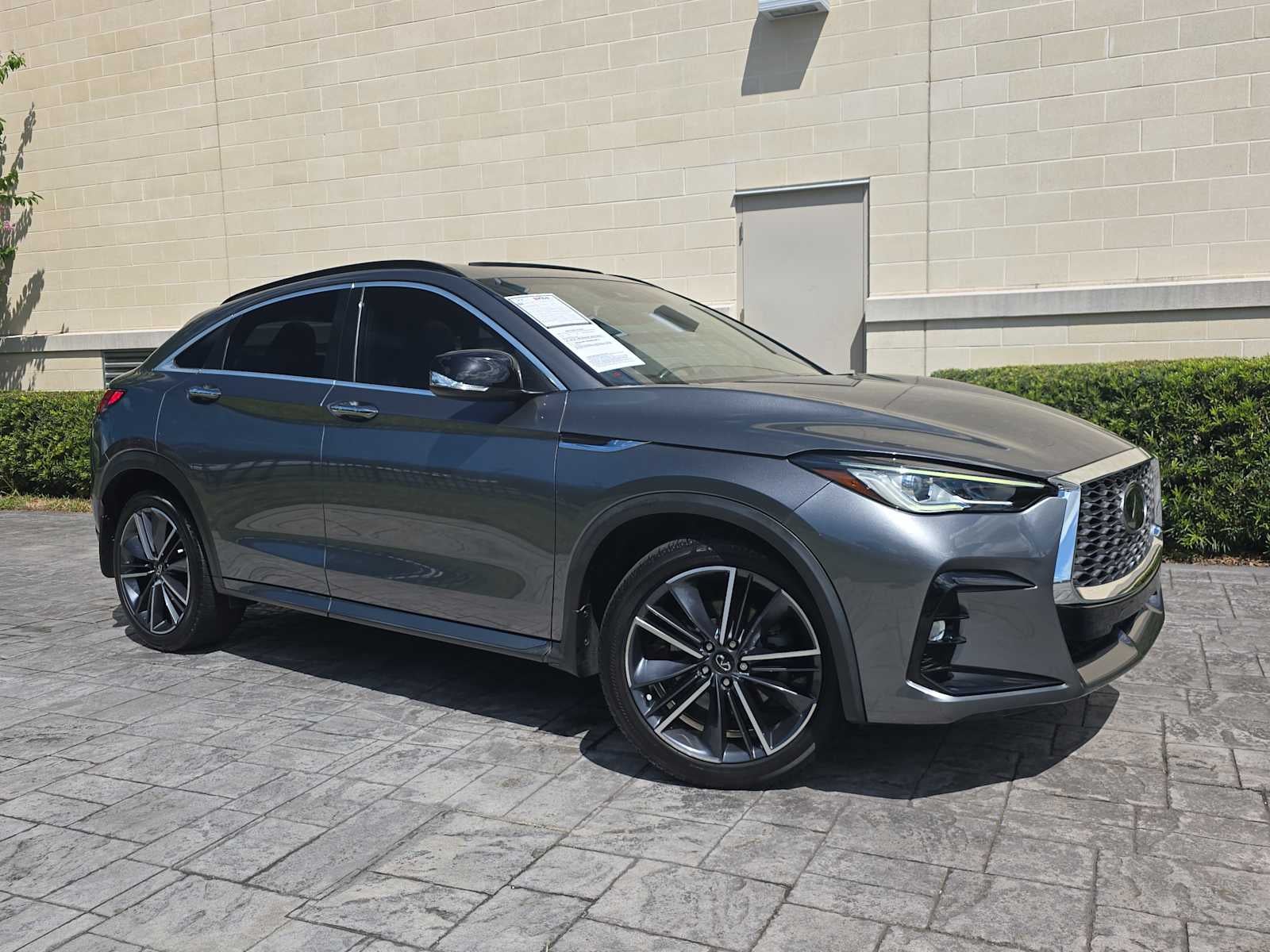 2023 INFINITI QX55 LUXE