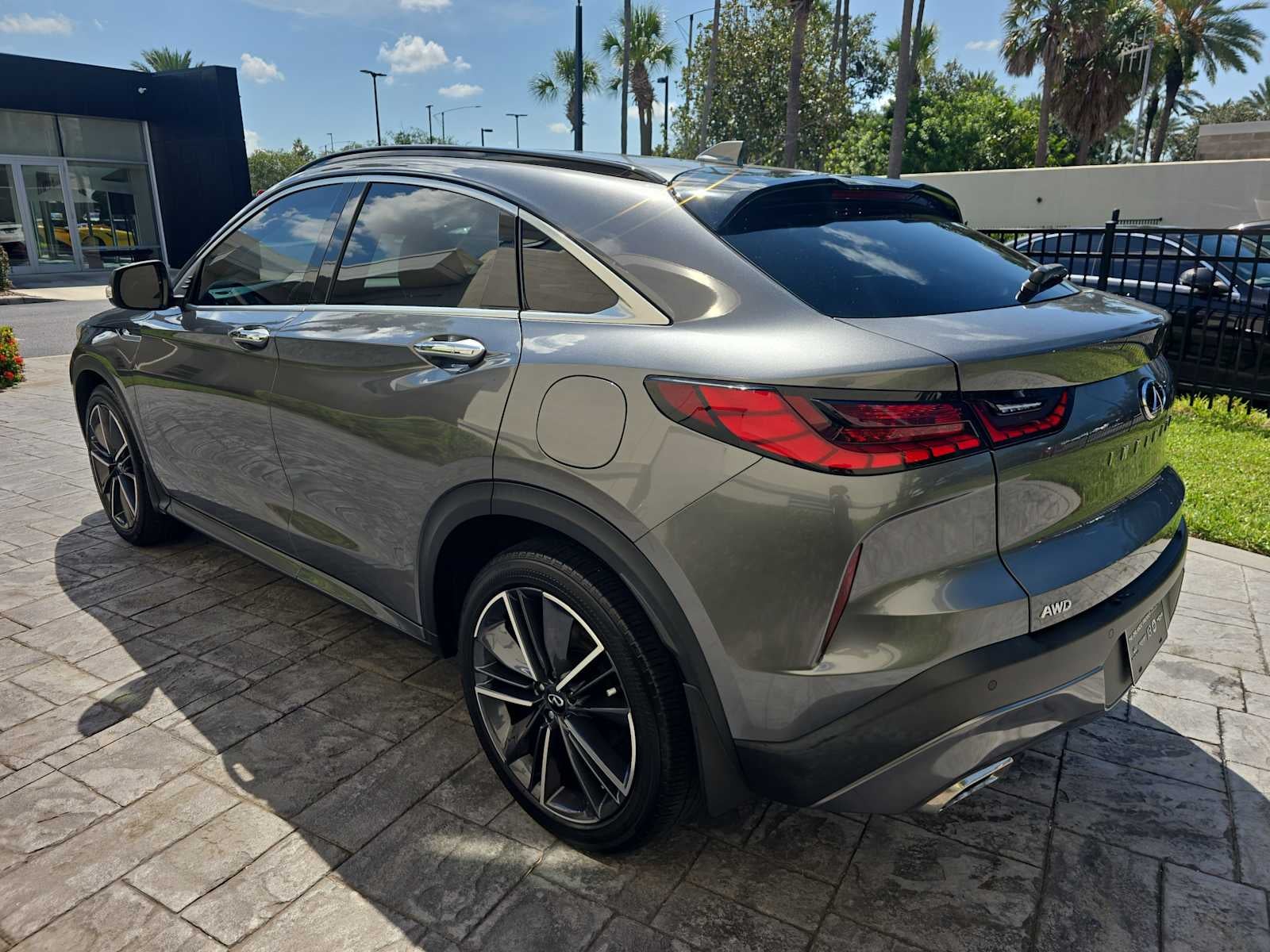 2023 INFINITI QX55 LUXE