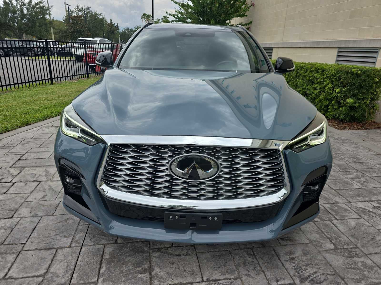 2023 INFINITI QX55 LUXE