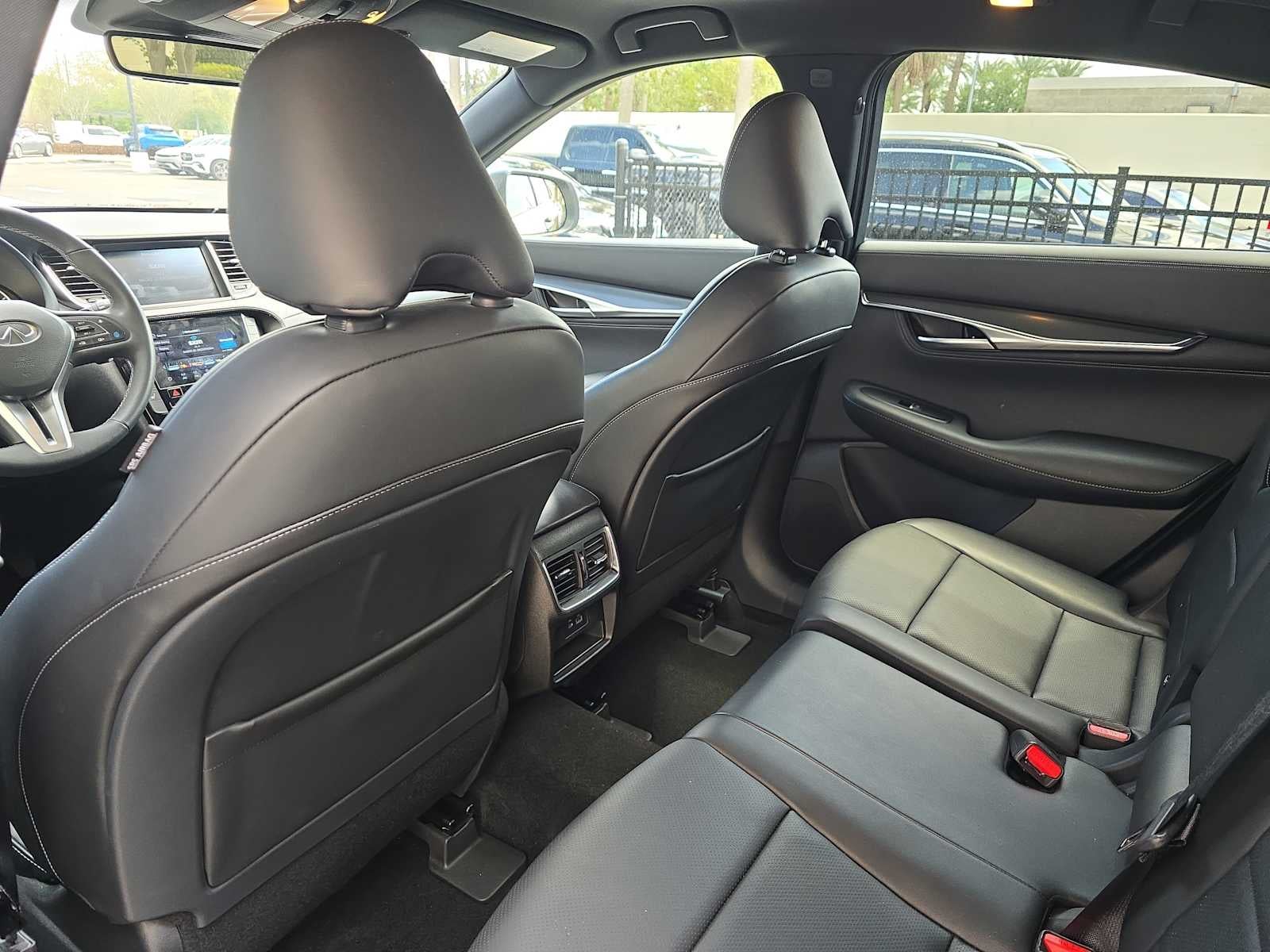 2025 INFINITI QX55 LUXE