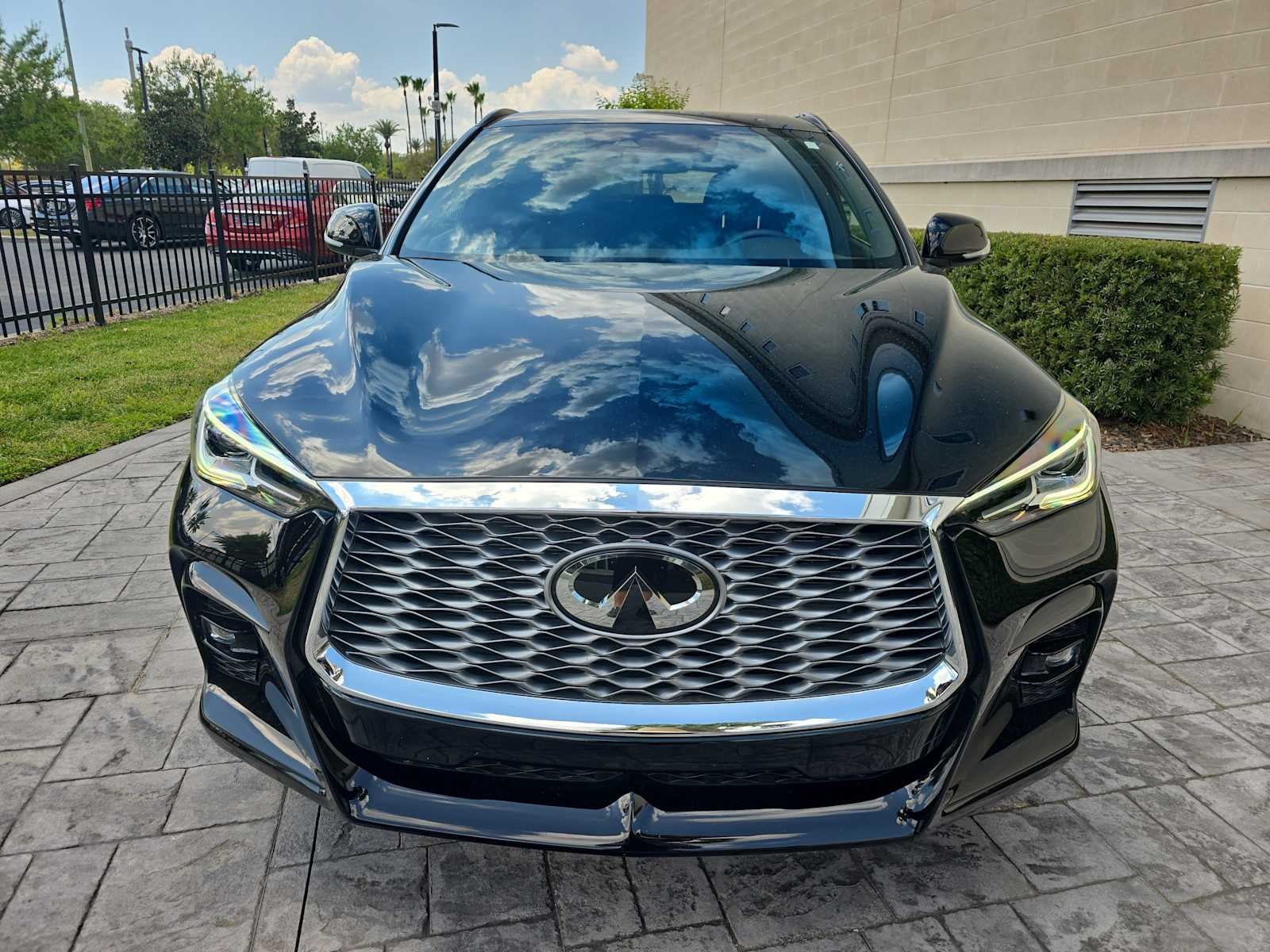 2025 INFINITI QX55 LUXE