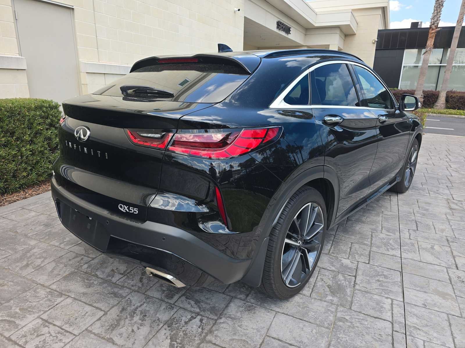 2025 INFINITI QX55 LUXE