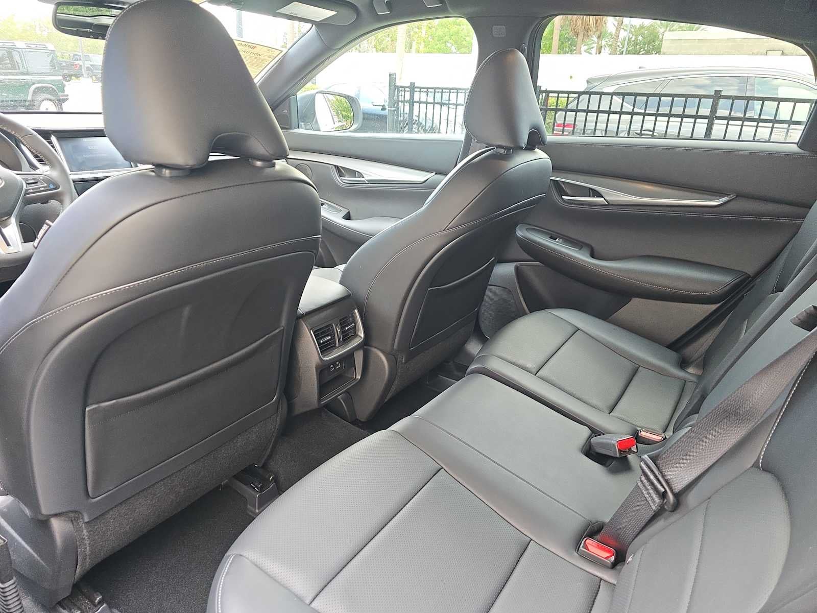2023 INFINITI QX55 LUXE