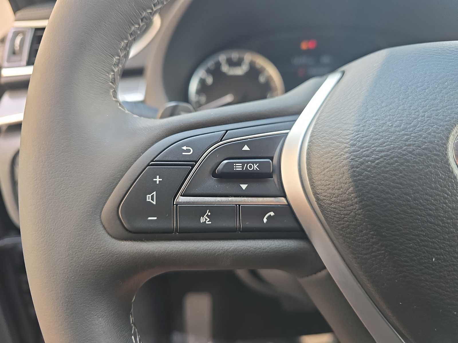 2023 INFINITI QX55 LUXE