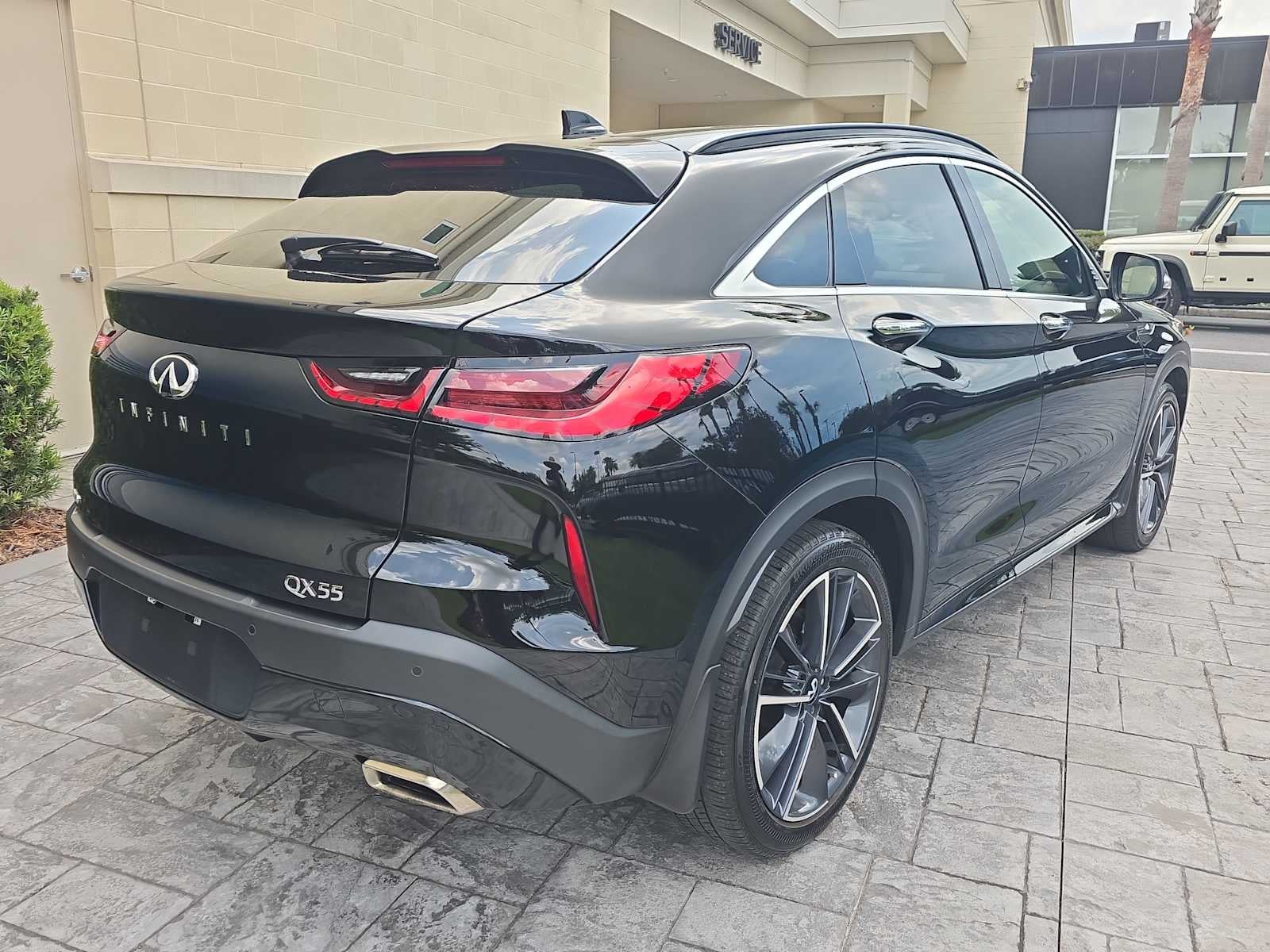2023 INFINITI QX55 LUXE
