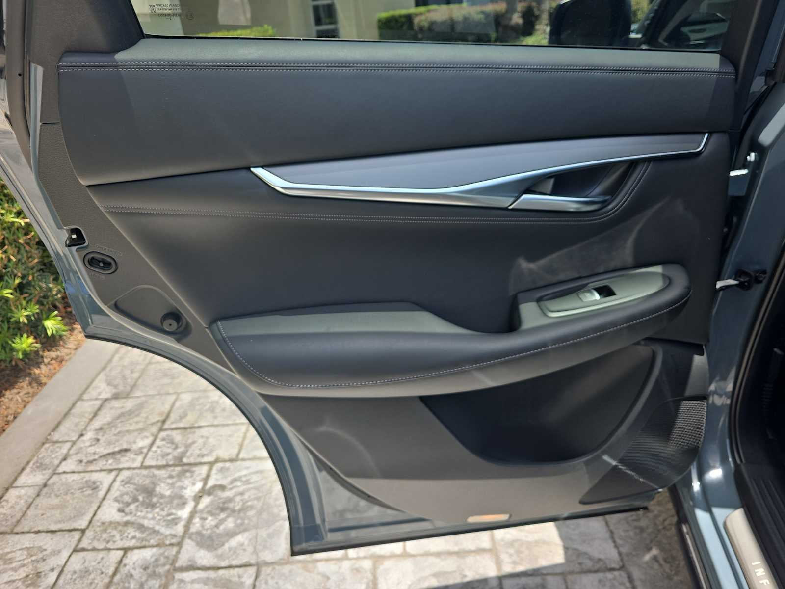 2023 INFINITI QX55 LUXE