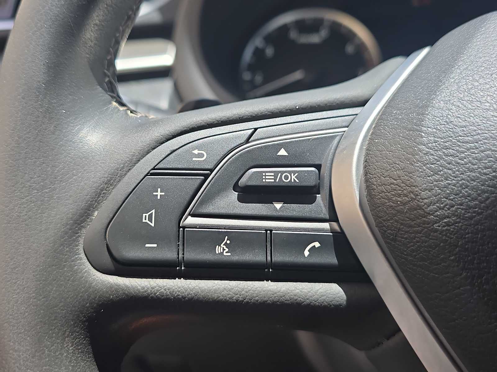 2023 INFINITI QX55 LUXE