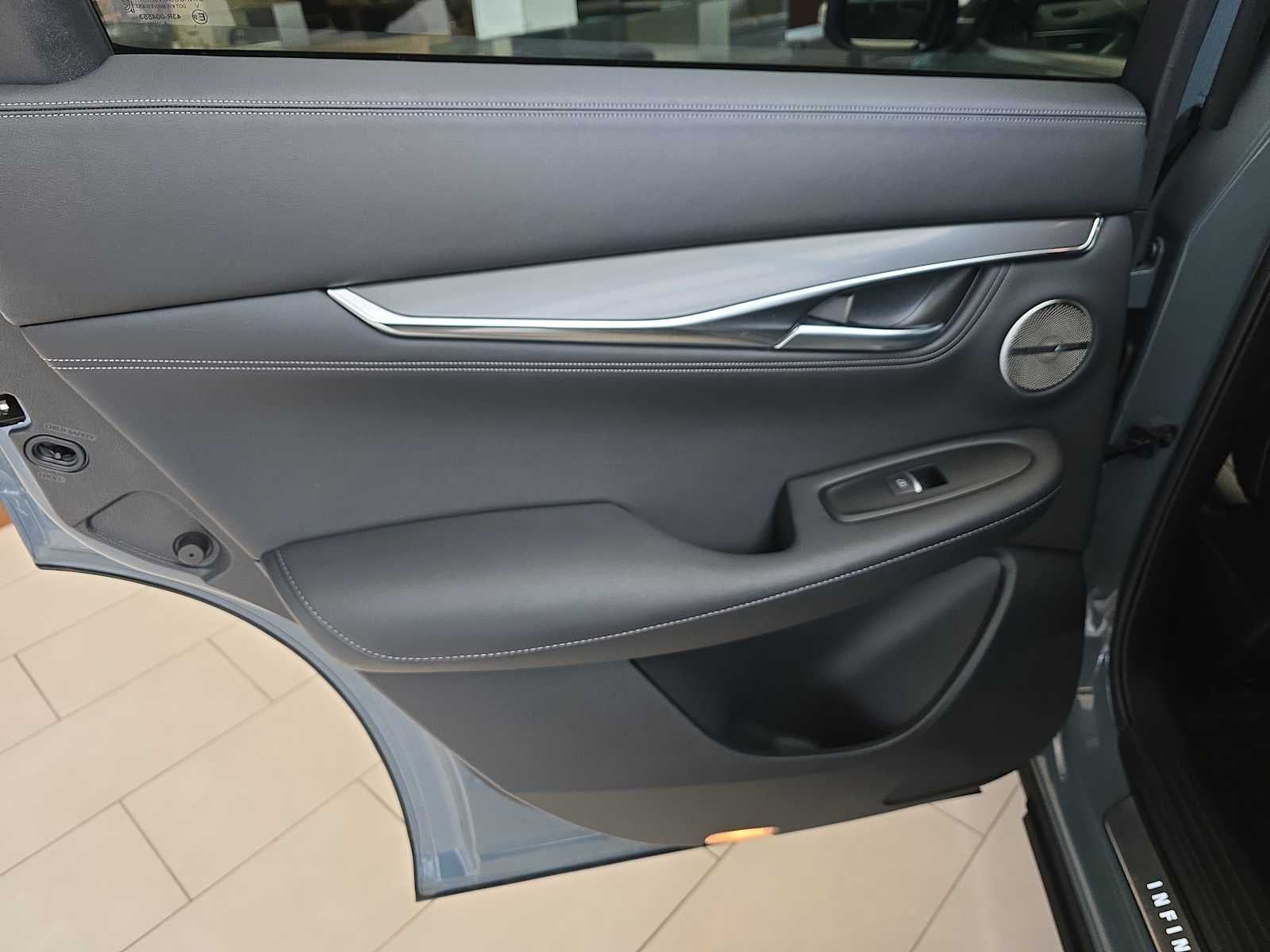 2025 INFINITI QX55 ESSENTIAL