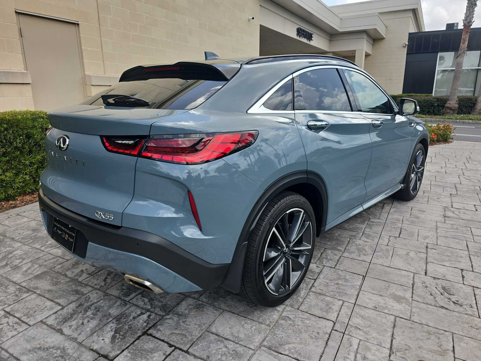 2023 INFINITI QX55 ESSENTIAL