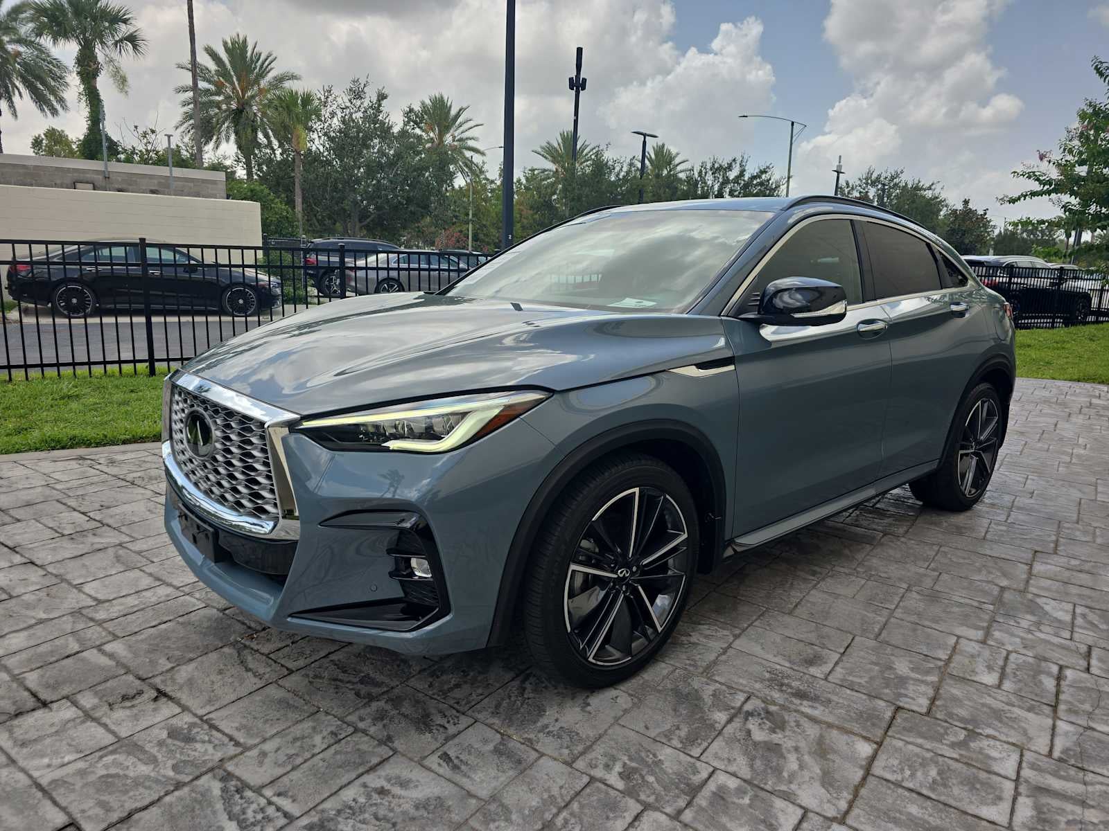 2023 INFINITI QX55 ESSENTIAL