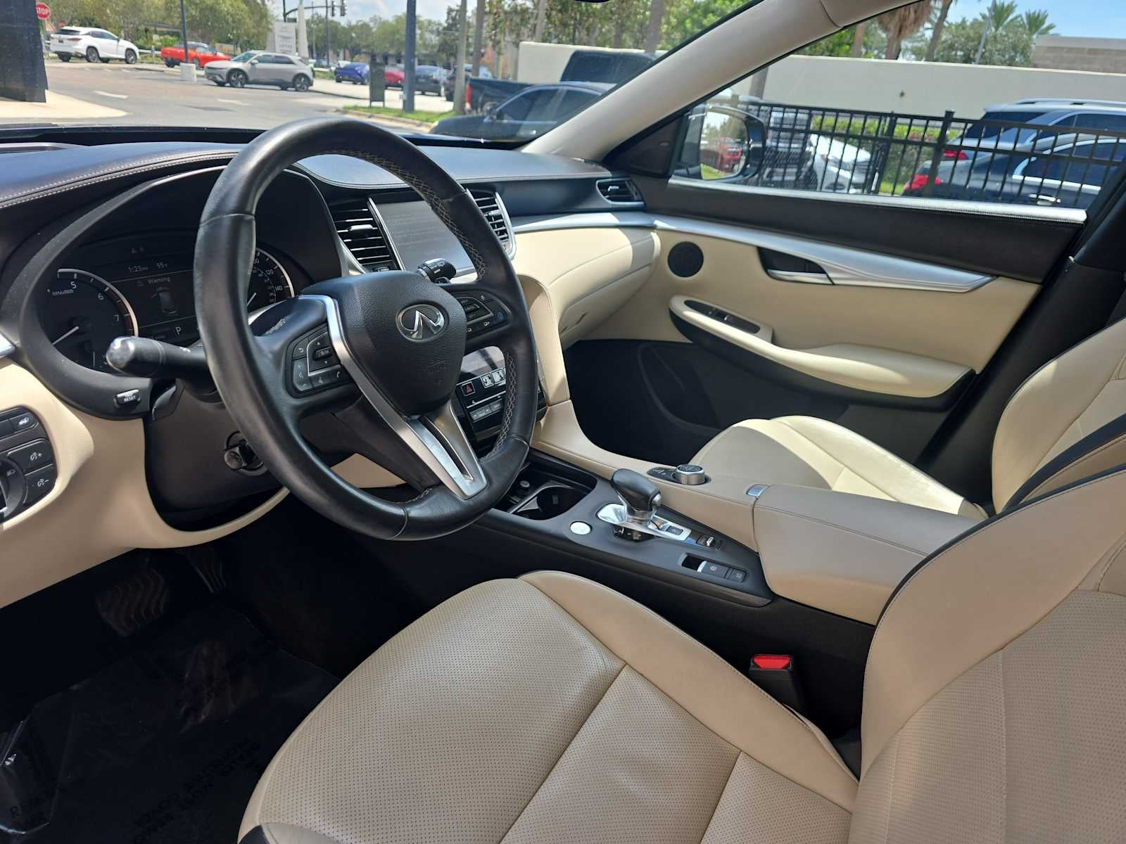 2019 INFINITI QX50 ESSENTIAL