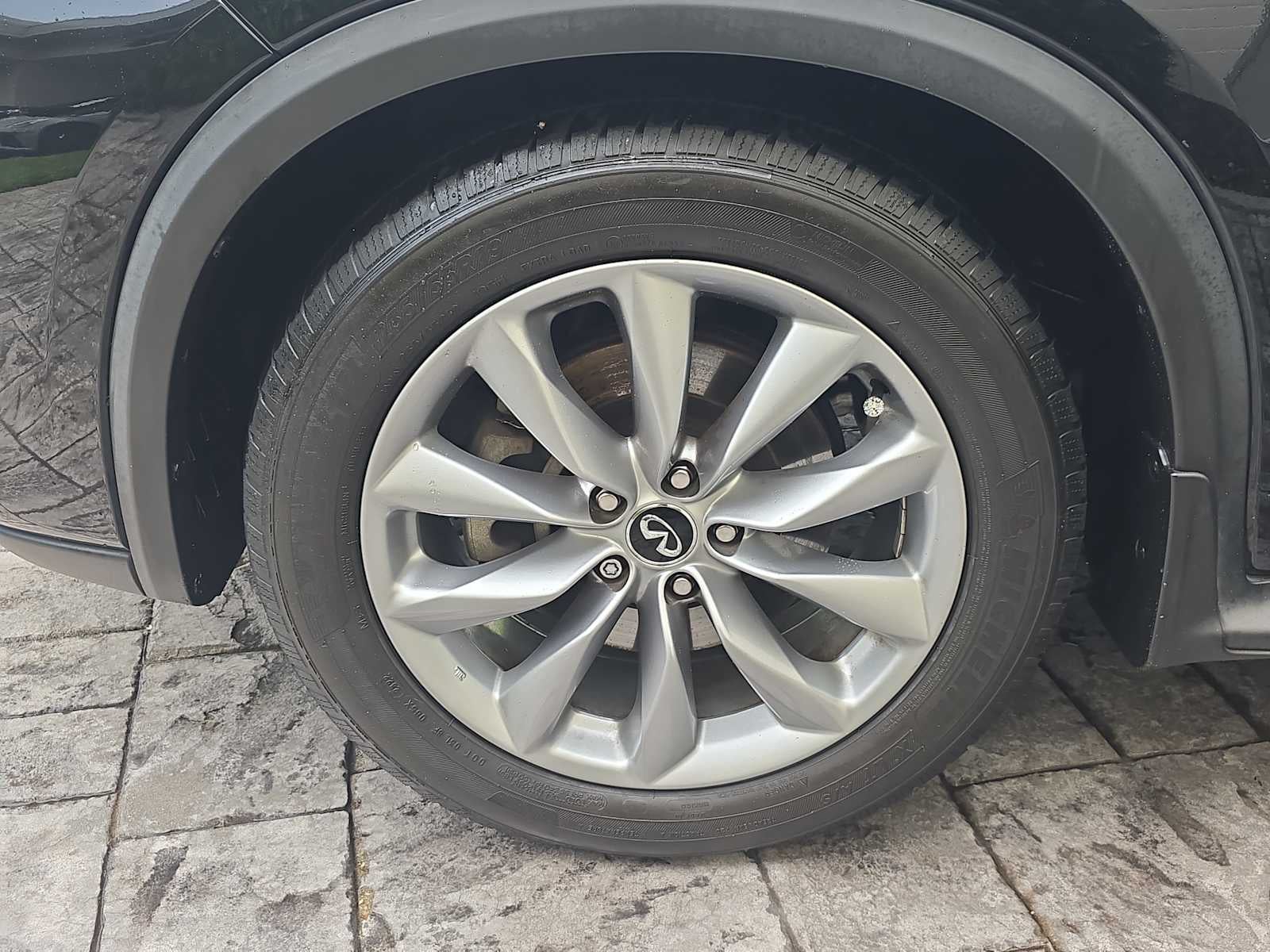 2019 INFINITI QX50 ESSENTIAL