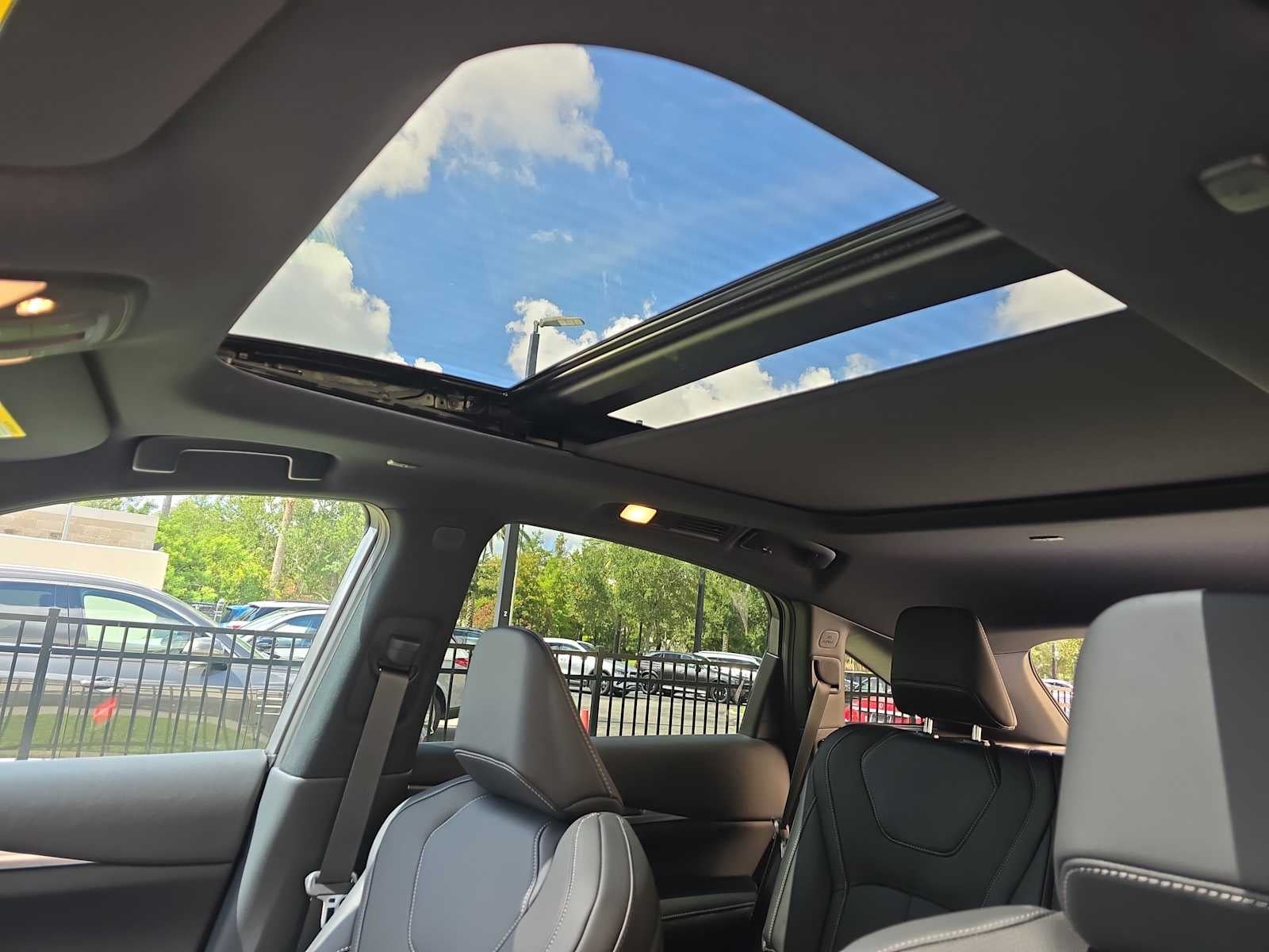 2027 INFINITI QX65 LUXE