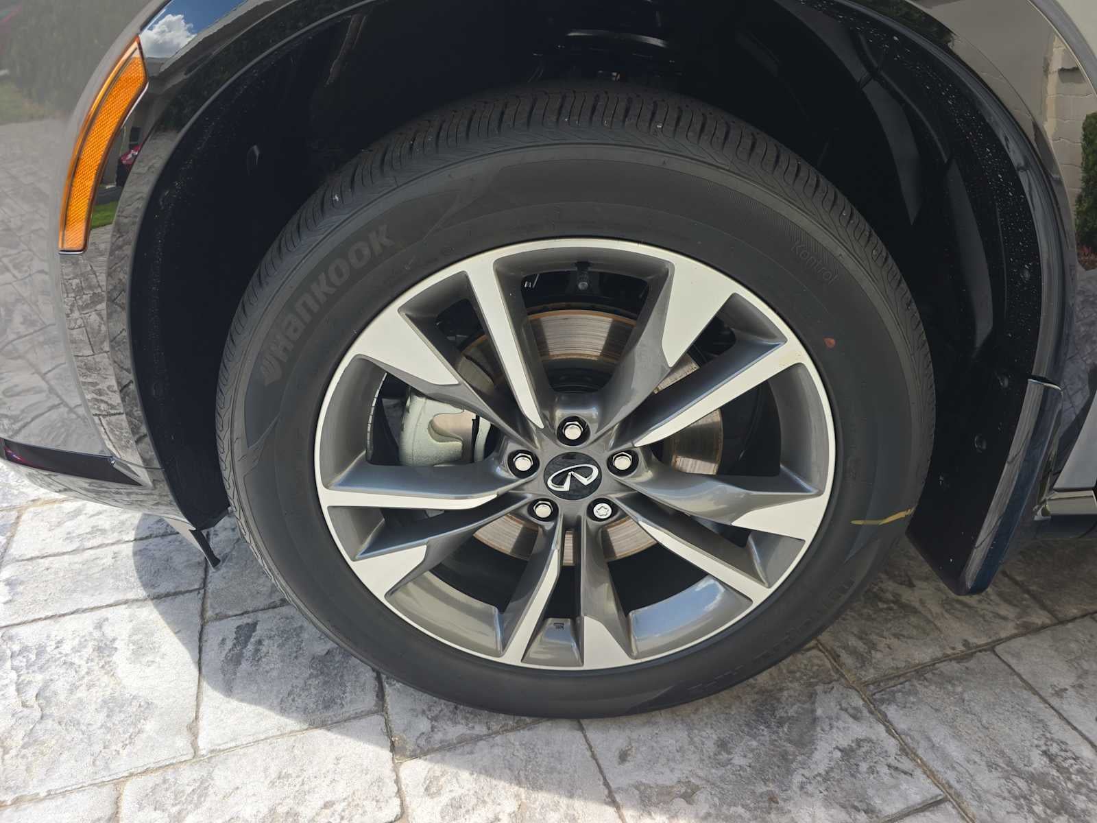 2027 INFINITI QX65 LUXE