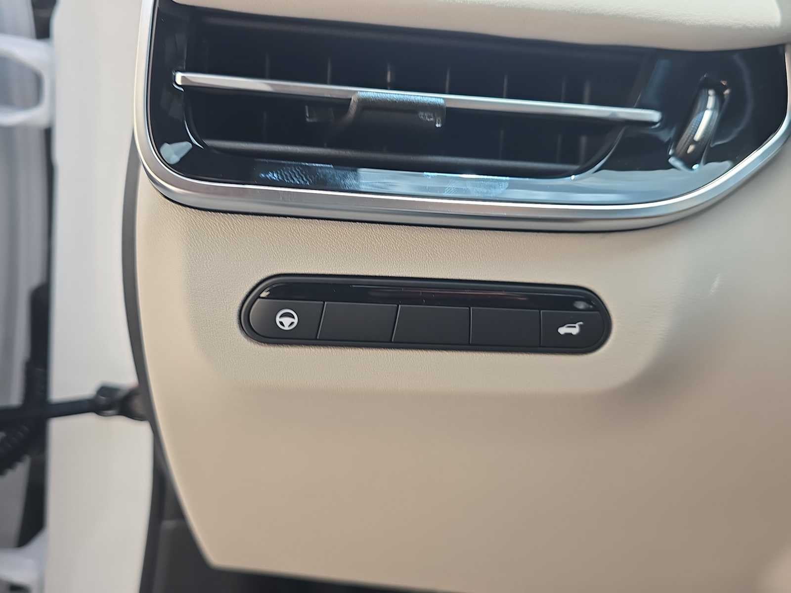 2027 INFINITI QX65 LUXE