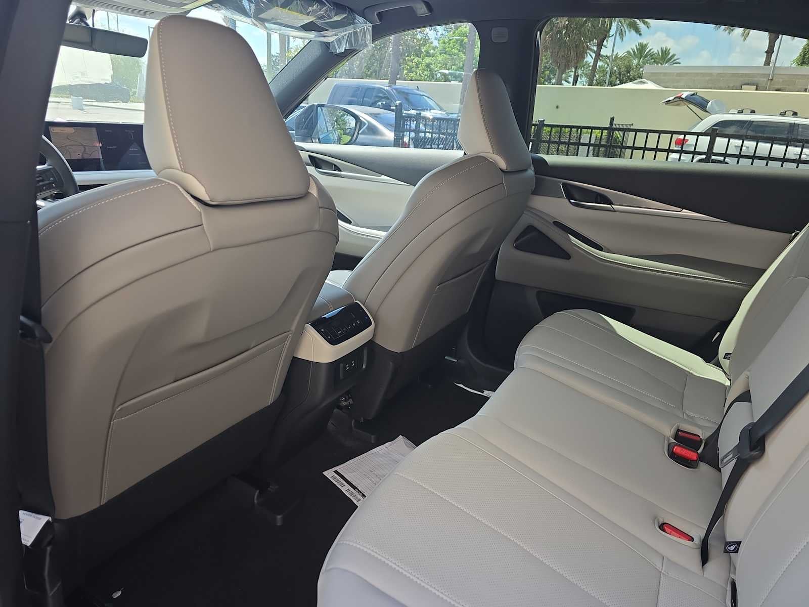 2027 INFINITI QX65 LUXE