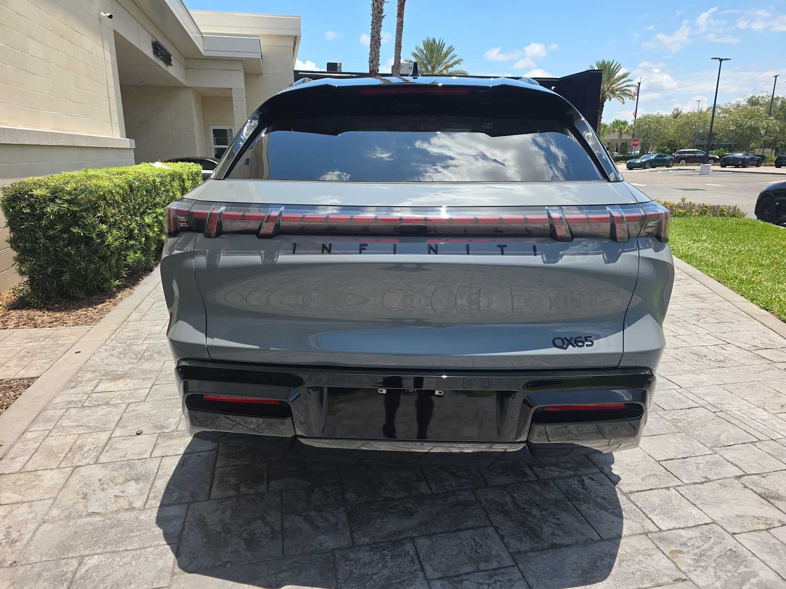 2027 INFINITI QX65 AUTOGRAPH