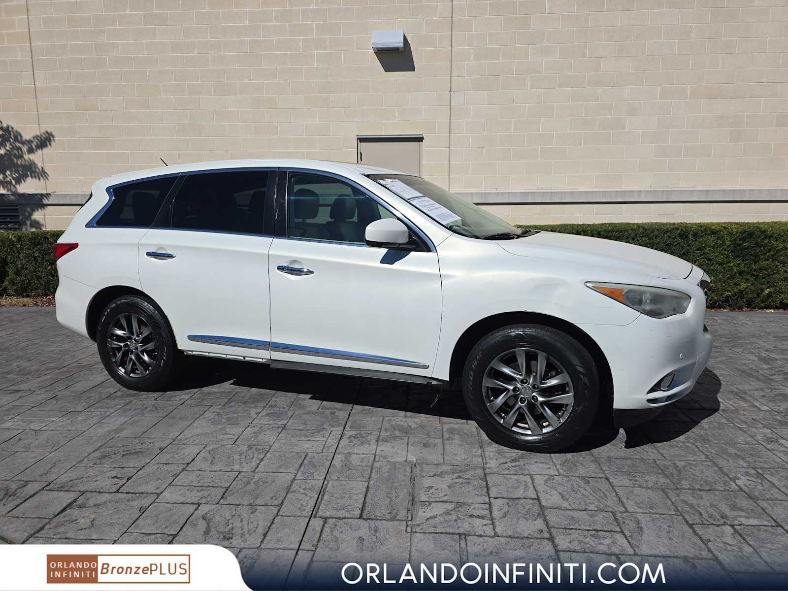 2013 INFINITI JX35 AWD 4dr