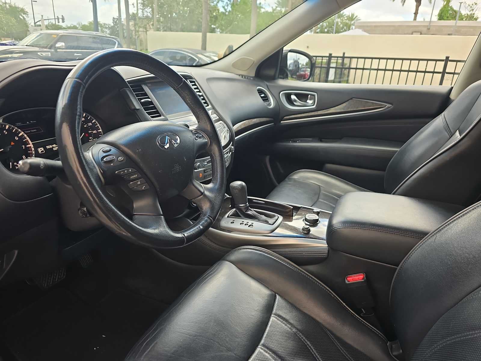 2015 INFINITI QX60 FWD 4dr