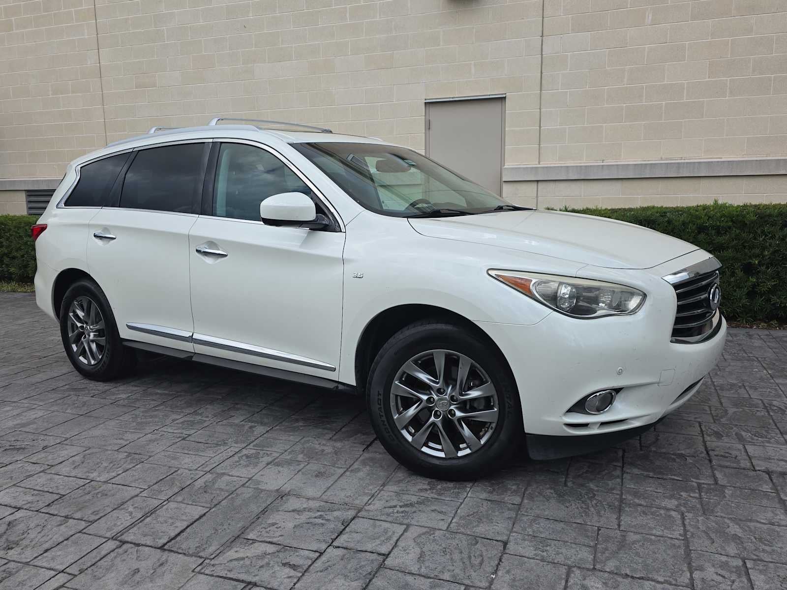 2015 INFINITI QX60 FWD 4dr