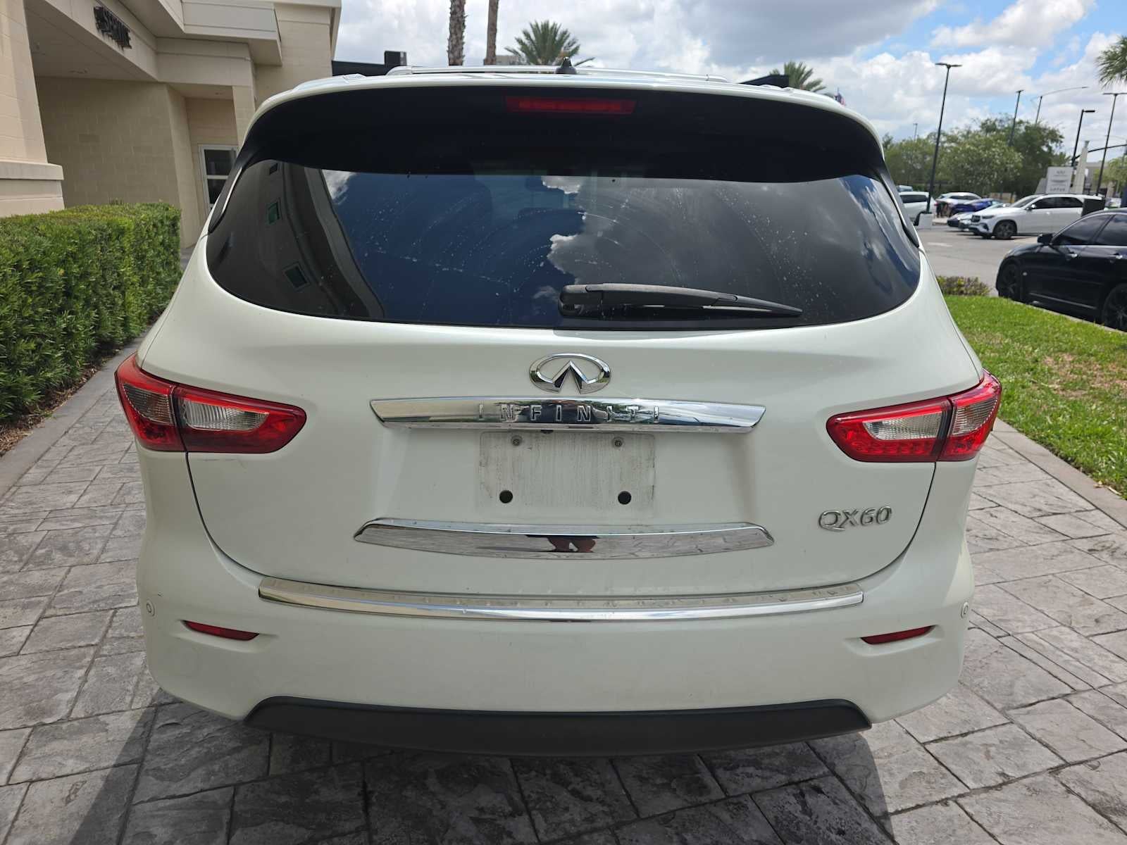 2015 INFINITI QX60 FWD 4dr