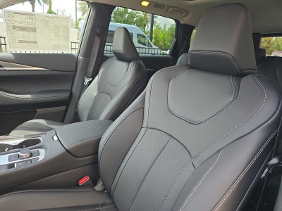 2027 INFINITI QX60 LUXE