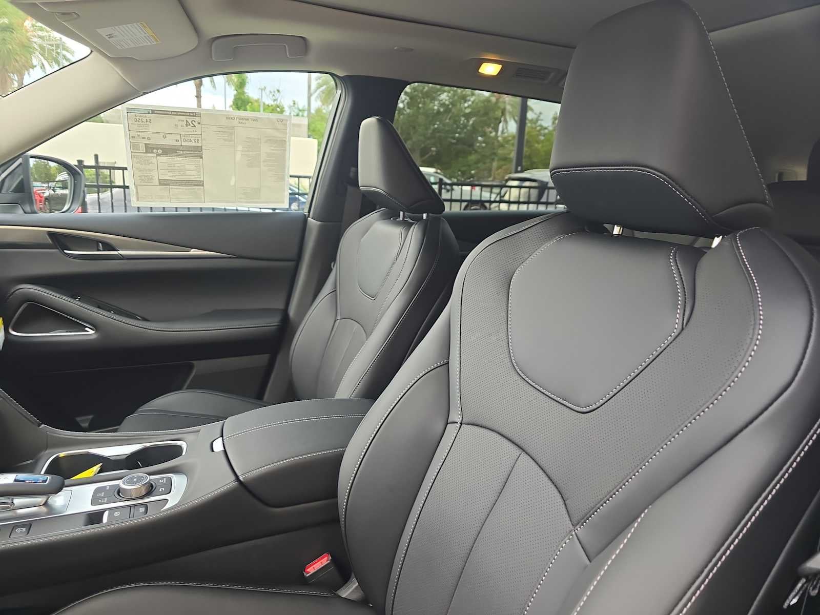 2027 INFINITI QX60 LUXE