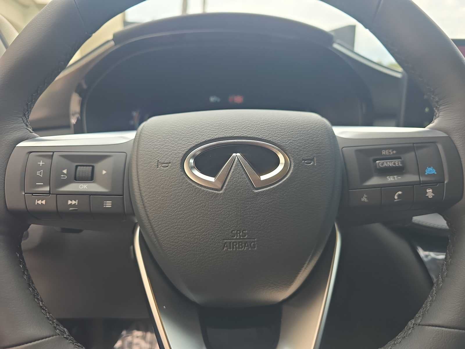 2027 INFINITI QX60 LUXE