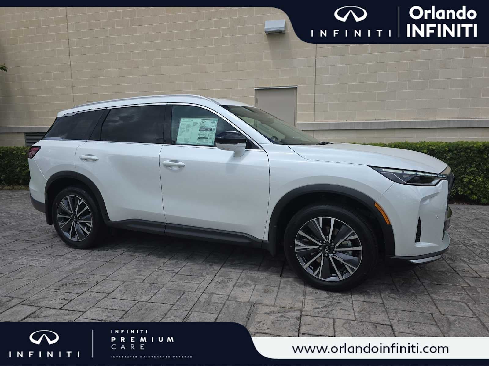 2027 INFINITI QX60 LUXE