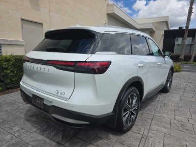 2027 INFINITI QX60 LUXE