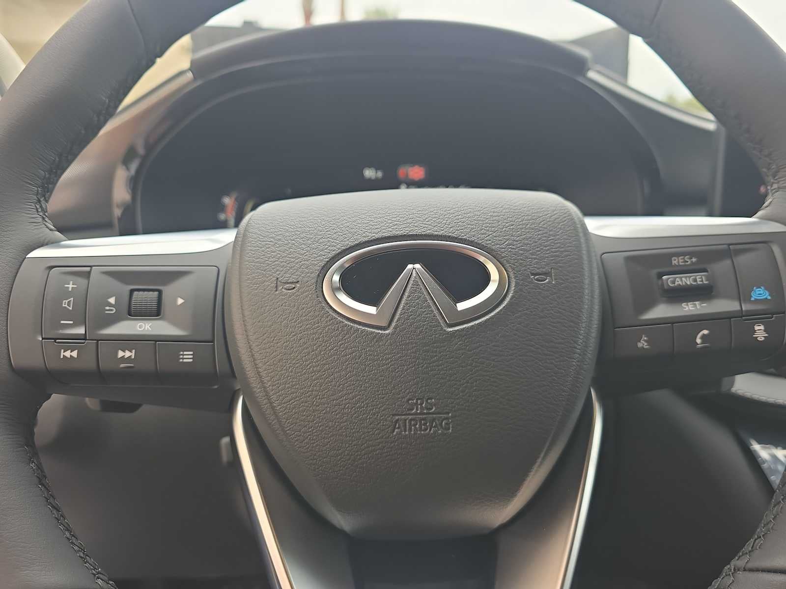 2027 INFINITI QX60 LUXE
