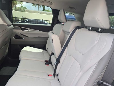 2027 INFINITI QX60 LUXE