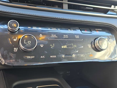 2027 INFINITI QX60 LUXE