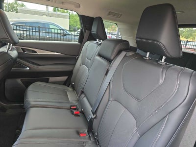 2027 INFINITI QX60 LUXE