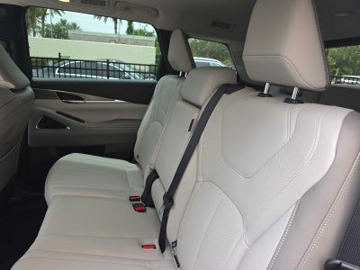 2027 INFINITI QX60 LUXE