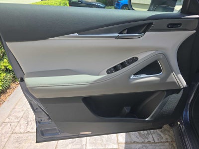2027 INFINITI QX60 LUXE