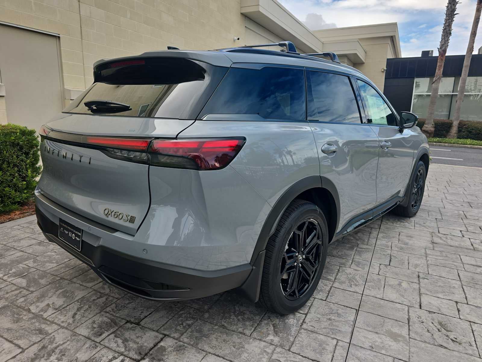 2027 INFINITI QX60 SPORT