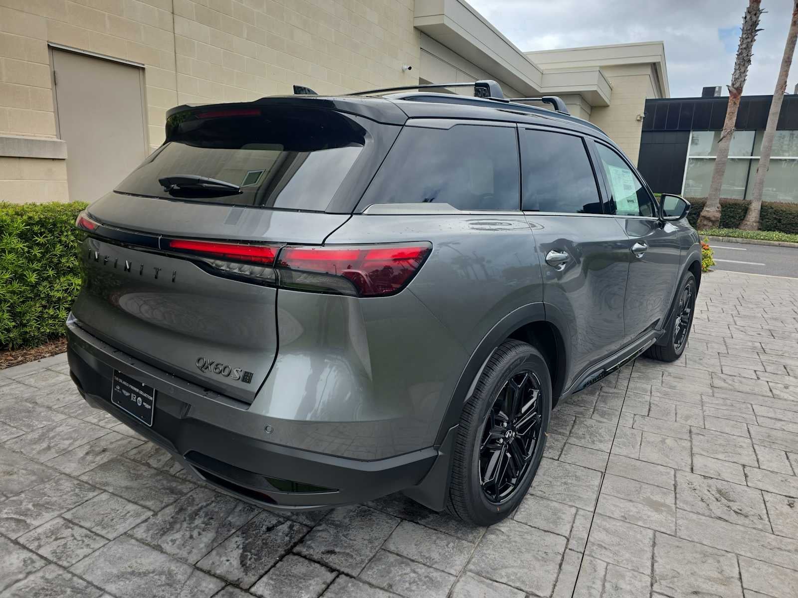 2027 INFINITI QX60 SPORT