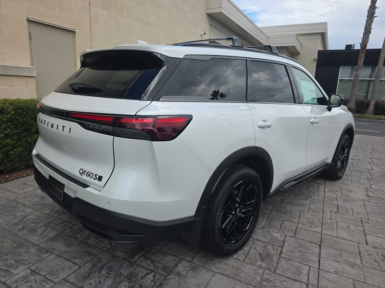 2027 INFINITI QX60 SPORT