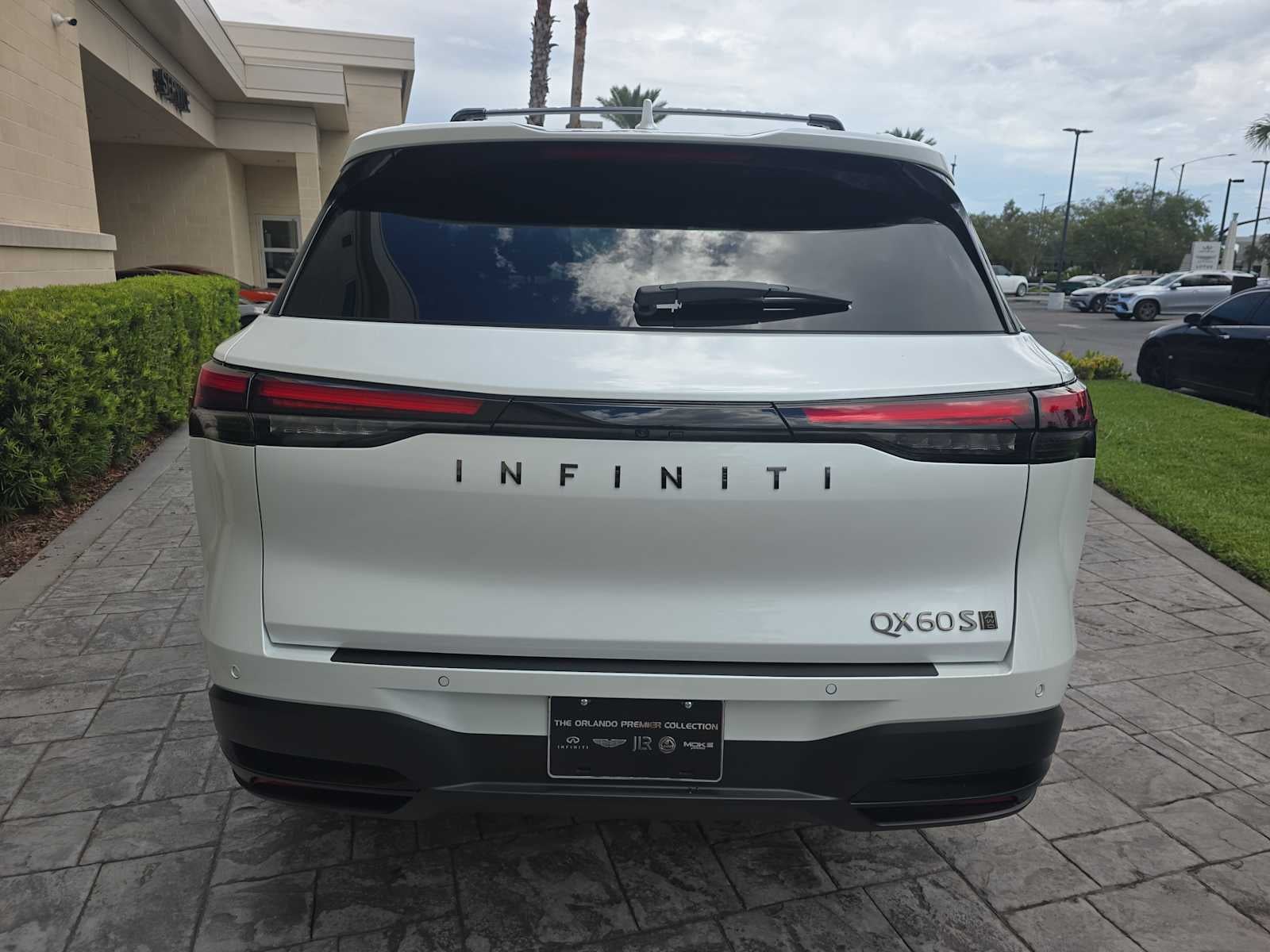 2027 INFINITI QX60 SPORT